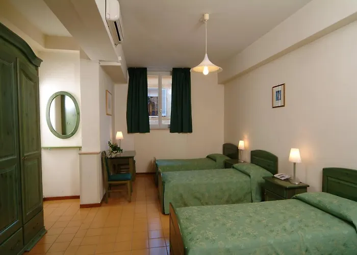 Konukevi Casa Di Santa Francesca Romana A Ponte Rotto Roma